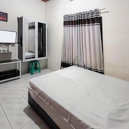 Hotel Kostel 99 Pangkal Pinang Redpartner Extérieur photo