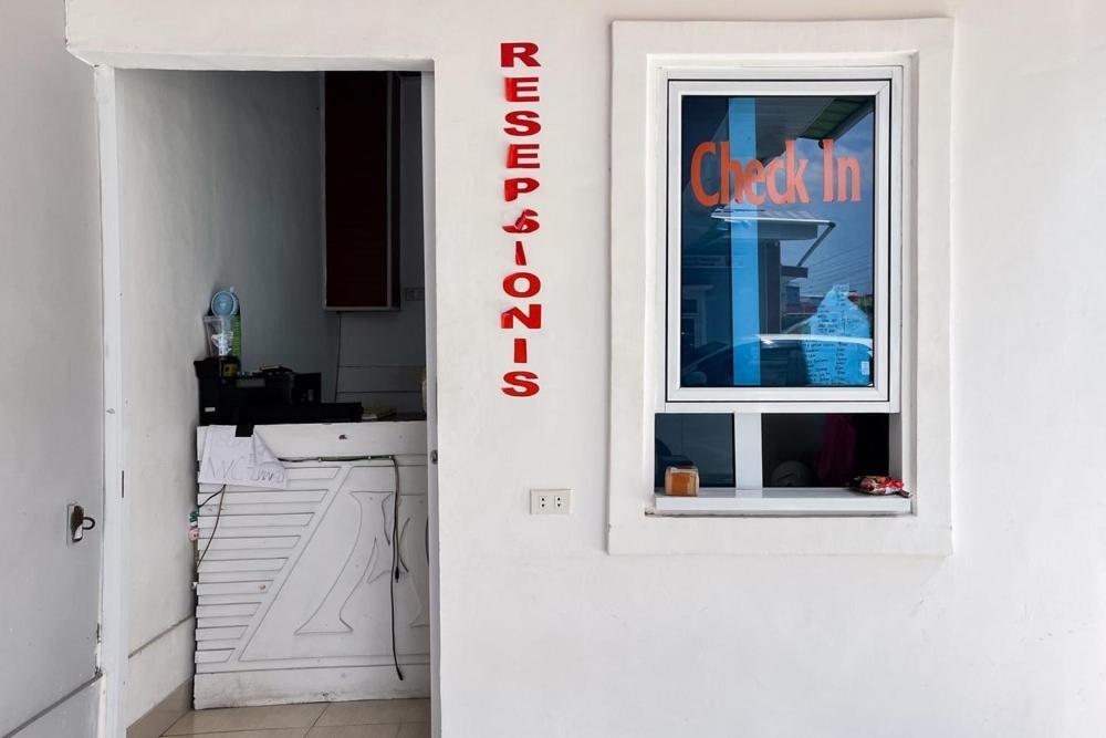 Hotel Kostel 99 Pangkal Pinang Redpartner Extérieur photo